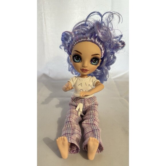 Rainbow High Junior High PJ Party Violet Willow Purple Fashion Doll - Picture 2 of 5